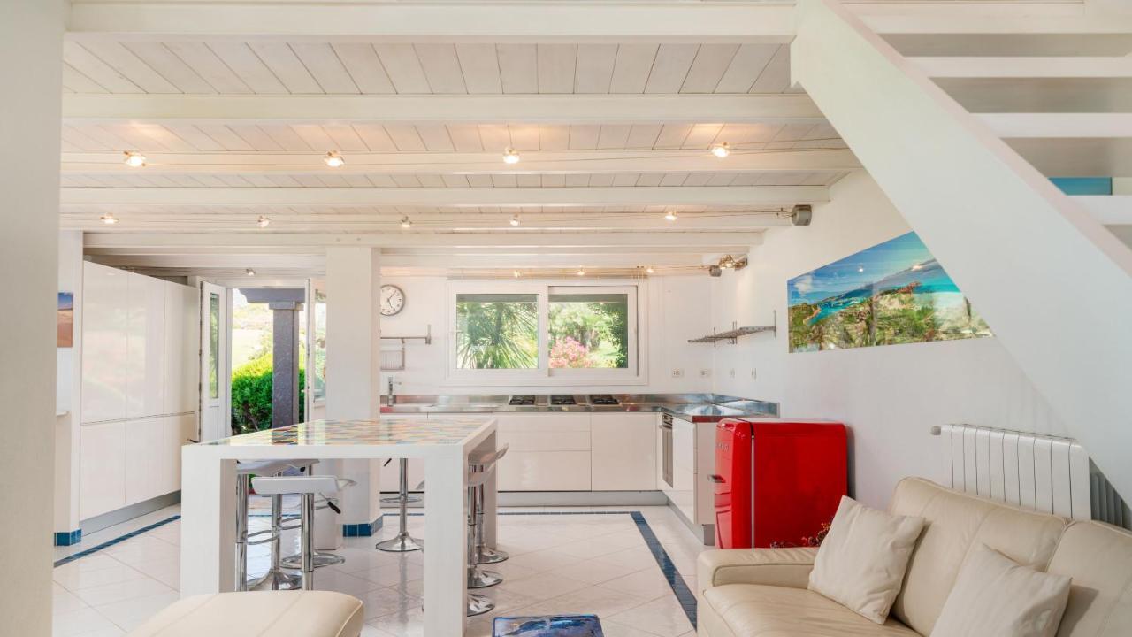 Villa Ambra 10, Emma Villas 索尔索 外观 照片